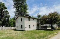 Building Photo - Washer/Dryer Hook Ups