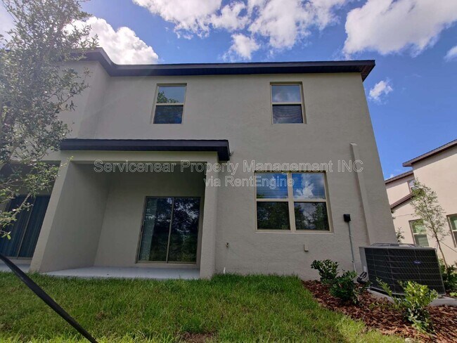 Building Photo - 23264 Willow Glen Way