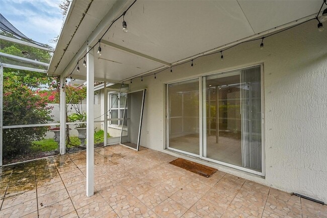 Building Photo - 5642 NW 118th Dr