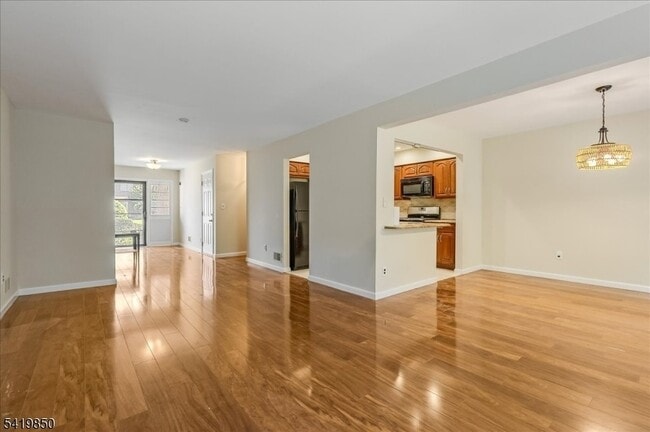 Building Photo - 83 Patriots Rd