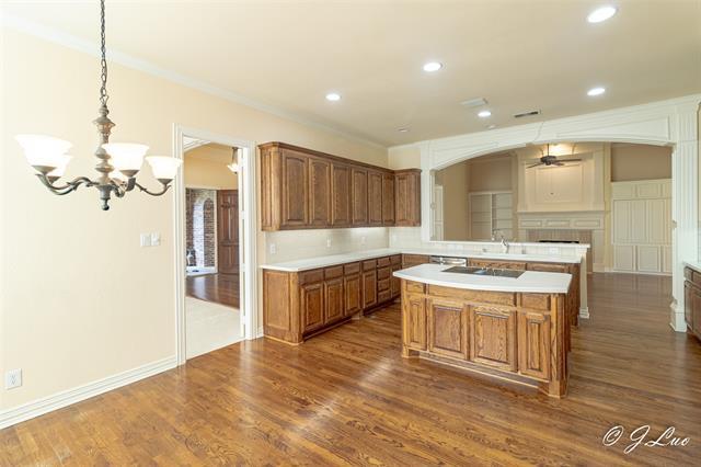 Building Photo - 1053 Sir Lancelot Cir