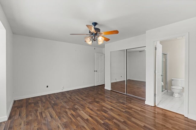 Building Photo - 1620 Dahlia Ct