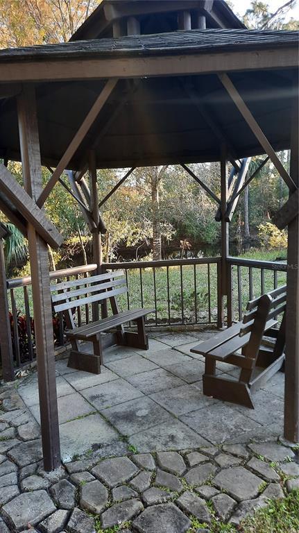 Building Photo - 58 Burning Bush Dr