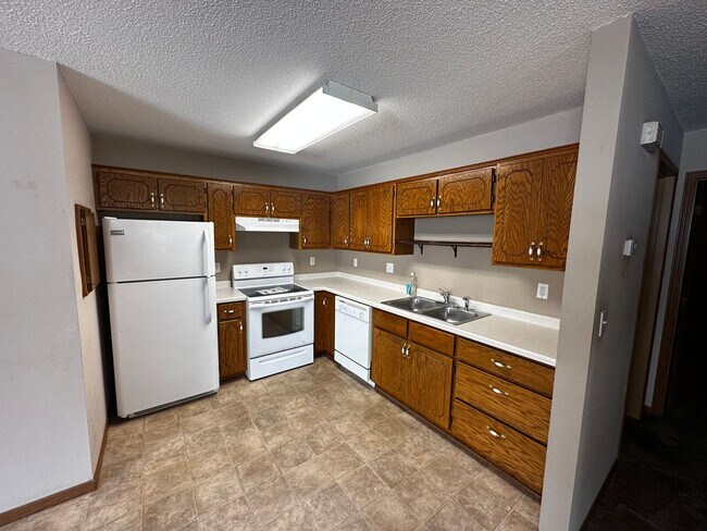 Primary Photo - 812 6th Ave NE