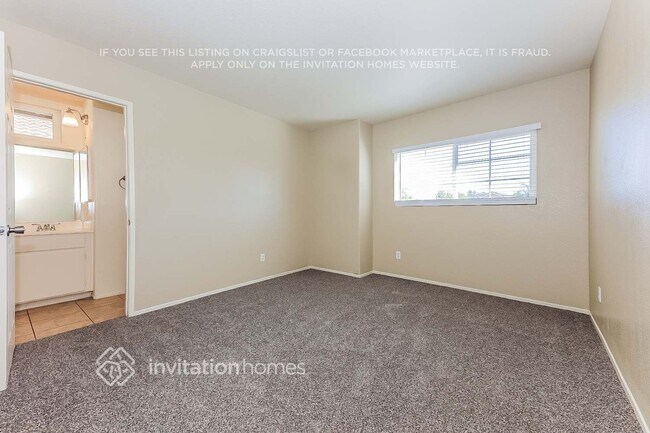 Building Photo - 23842 Sweet Pea Ct