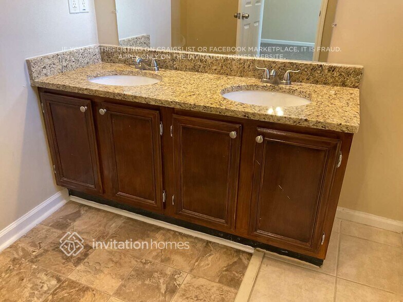 Building Photo - 3587 Dyer Parke Ln SW