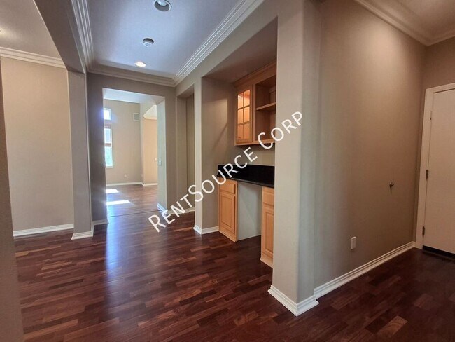 Building Photo - 27046 Maple Tree Ct