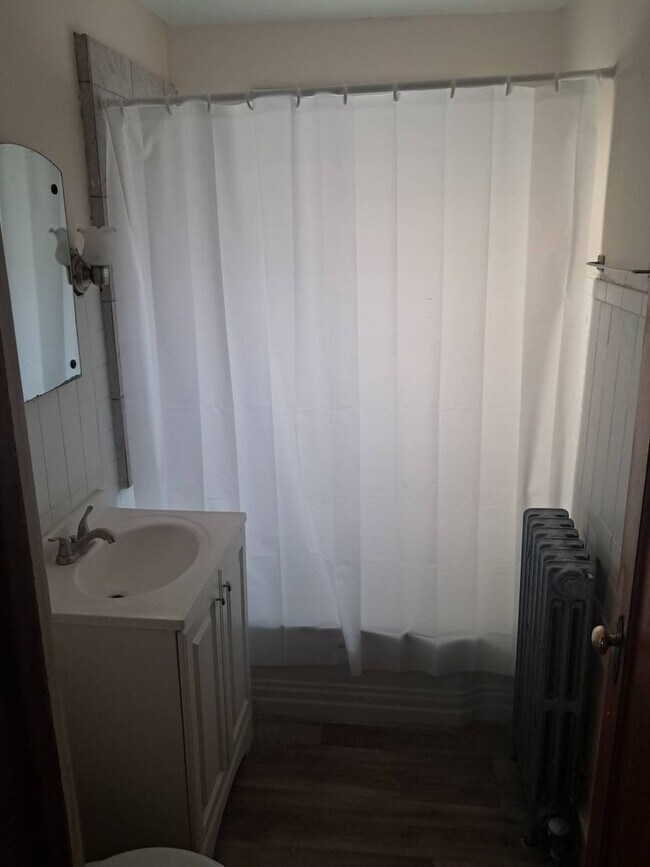 Building Photo - 3350N25thM