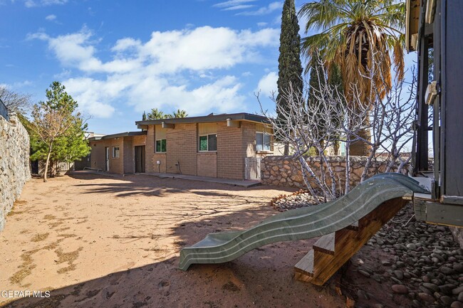 Building Photo - 2932 Devils Tower Cir