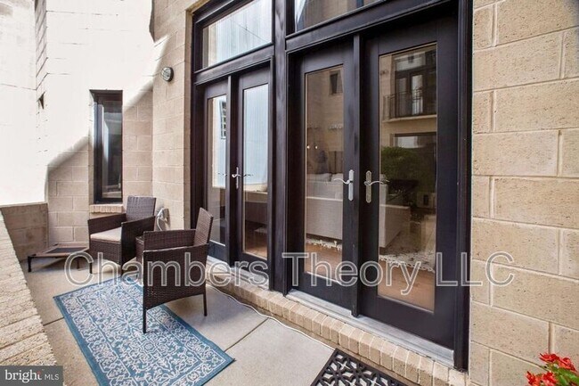 Building Photo - 2357 Champlain St NW