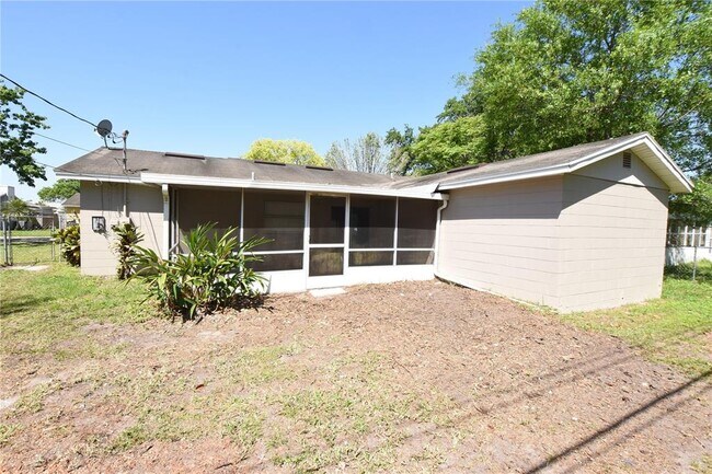 Building Photo - 1224 Waterview Blvd E