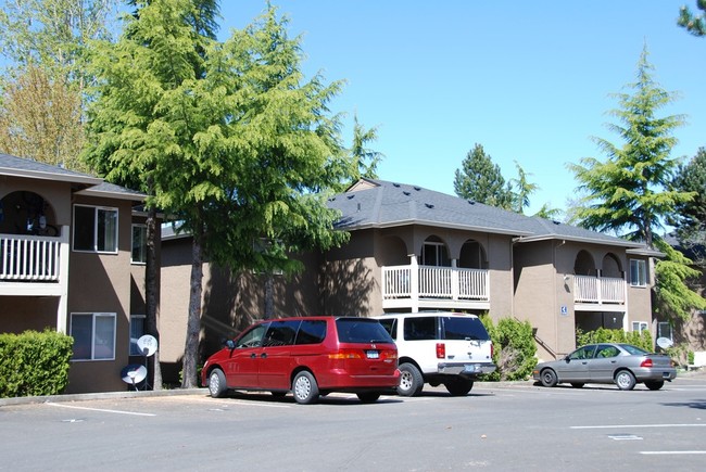 Building Photo - West Main At The Park