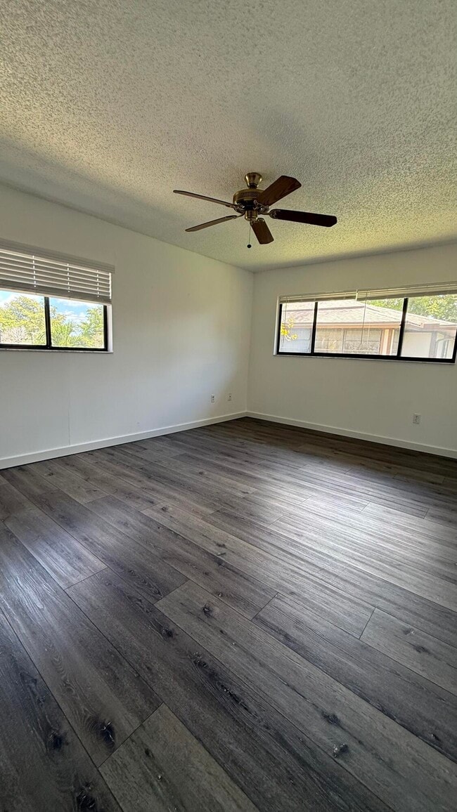 Building Photo - 9419 S Belfort Cir