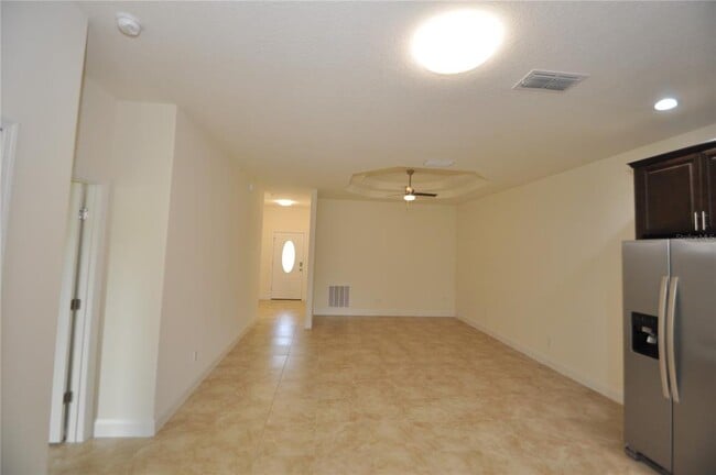 Building Photo - 17 Rainbow Ln