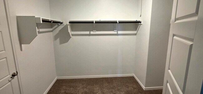 Building Photo - 4125 Sky Dr