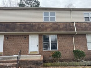 Building Photo - Lakeview Drive