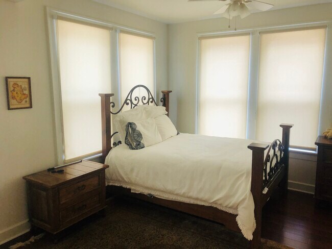 Building Photo - 1618 Enfield Rd