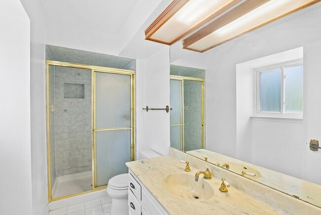 Building Photo - 3008 Matador Dr NE