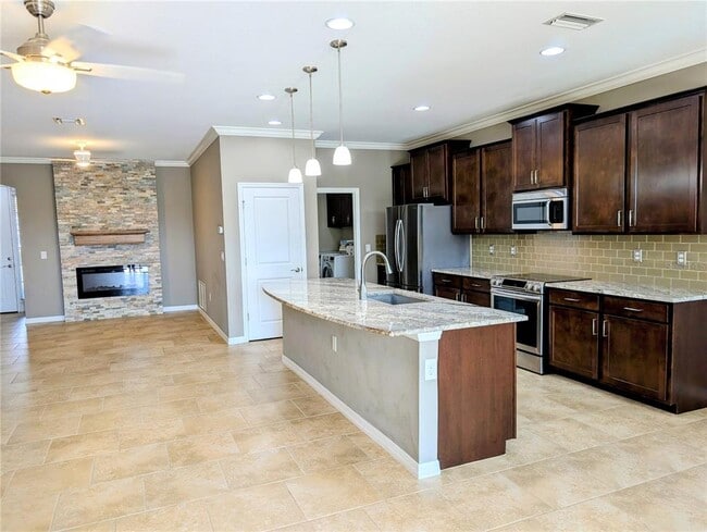 Building Photo - 6381 Mighty Eagle Wy