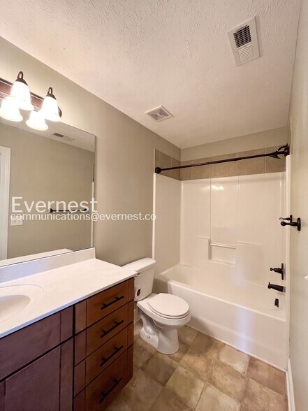 Building Photo - 412 Drema Ct
