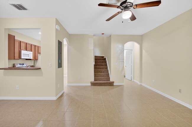 Building Photo - 340 Lake Monterey Cir
