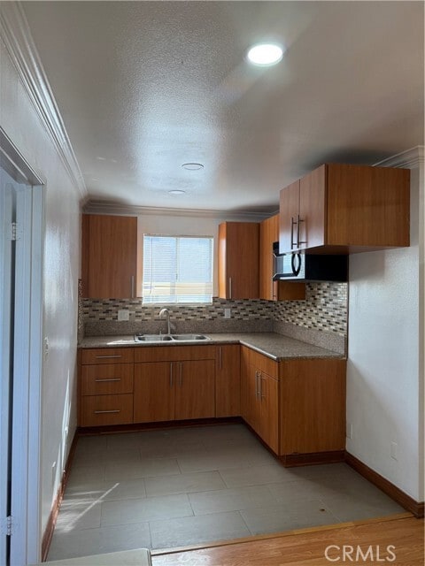 Building Photo - 10900 Blix St