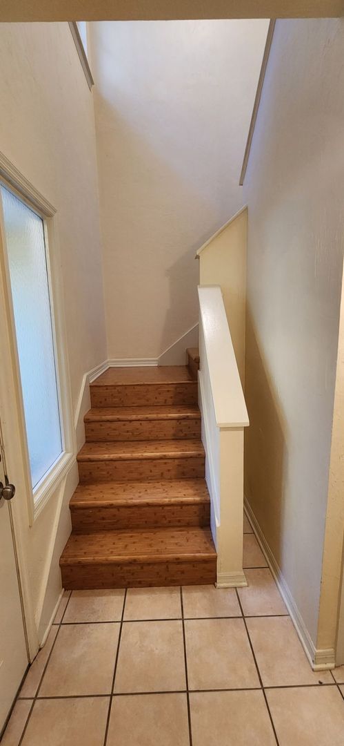 Building Photo - 413 NW 48th Blvd