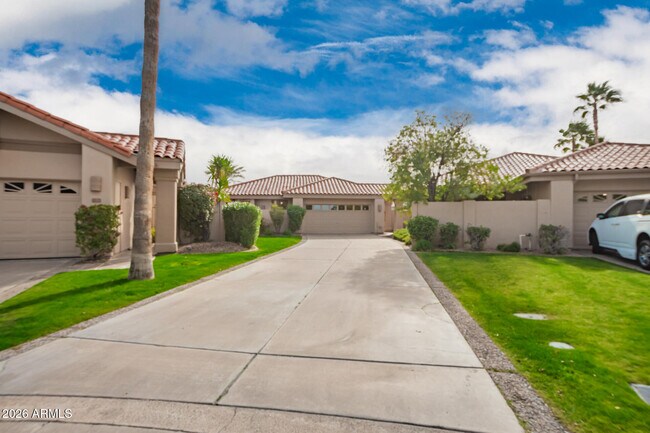 Building Photo - 10113 N 103rd St