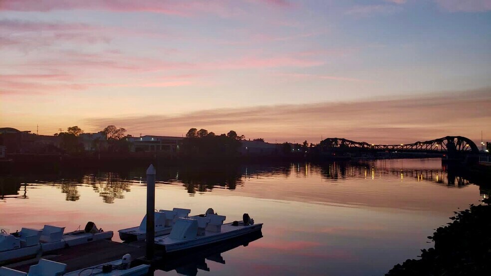 Building Photo - 2949 Glascock St