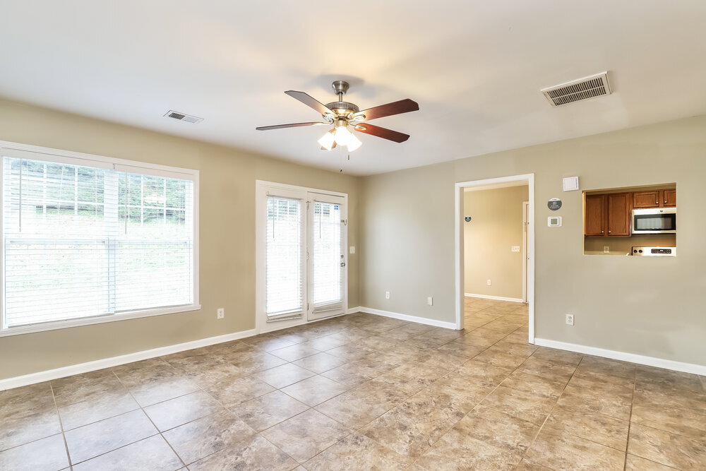 Building Photo - 3803 Bluestem Dr