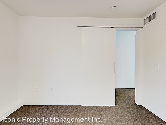 Building Photo - 1945 B St