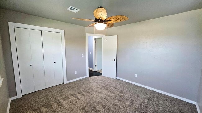 Building Photo - 3008 E Noble Dr