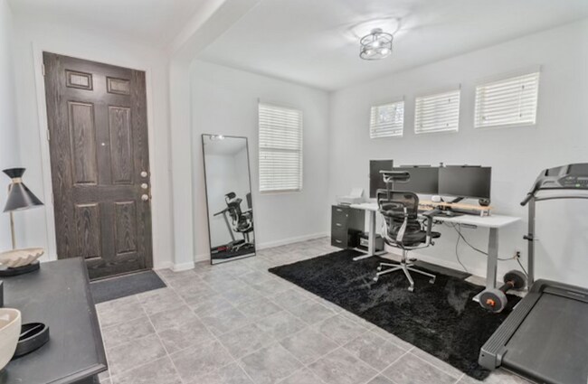 Building Photo - 2507 Gato Del Sol