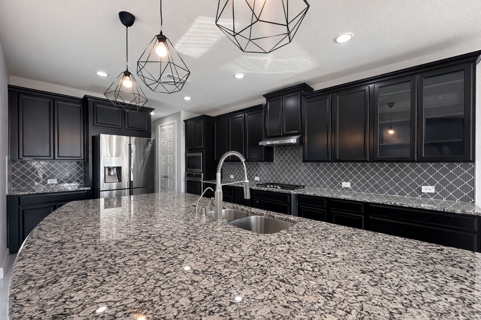 Building Photo - 2406 Trocadero Ln