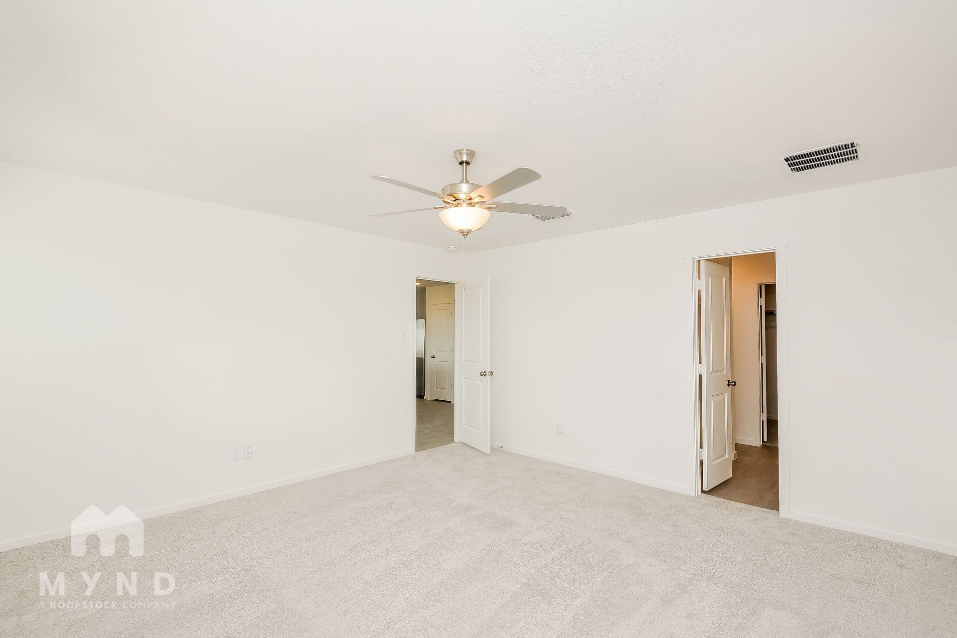 Building Photo - 2745 Mistwood Dr