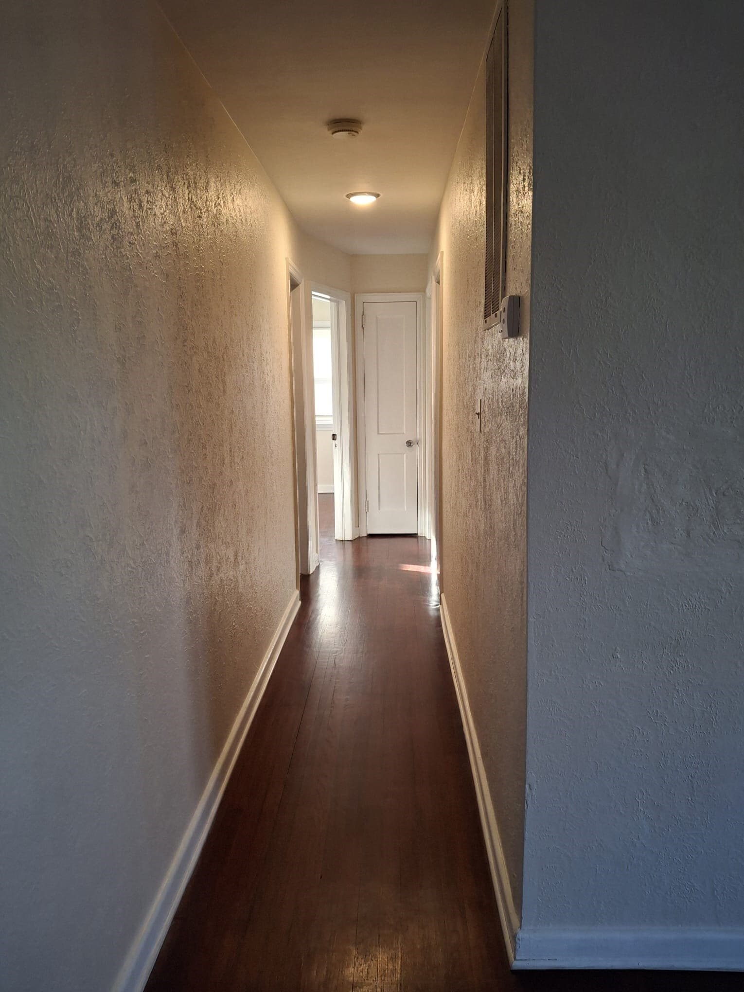 Building Photo - 4517 Delmar Dr