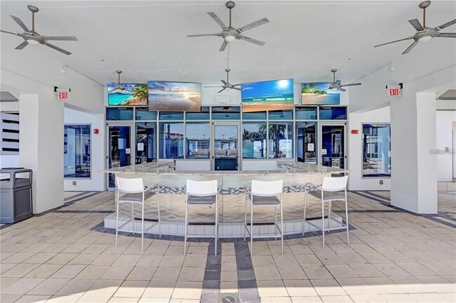 Building Photo - 449 S 12th St