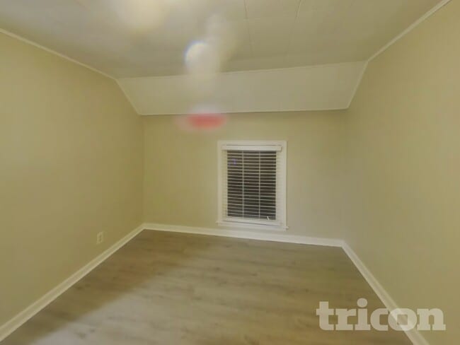 Building Photo - 3910 Scott Ave N