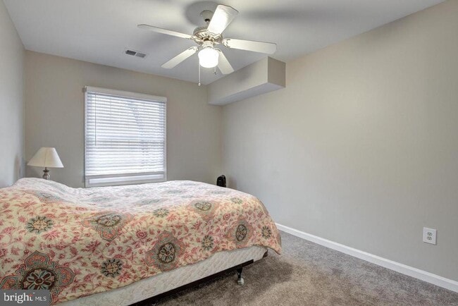 Building Photo - 8354 Dunham Ct