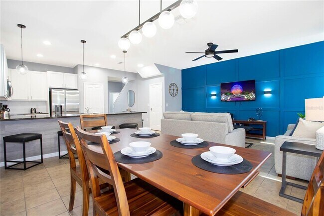 Building Photo - 3181 Tocoa Cir