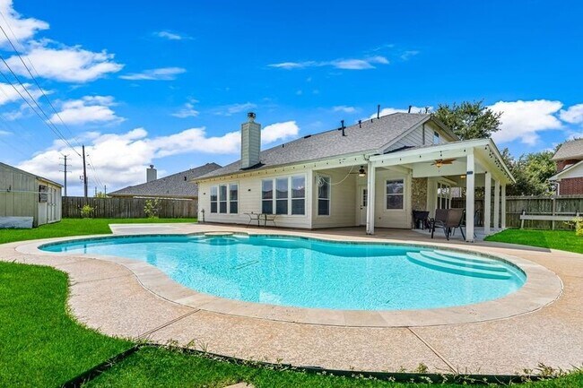 Building Photo - 2401 Fastwater Creek Ct