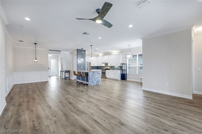 Building Photo - 6619 Marbella Dr