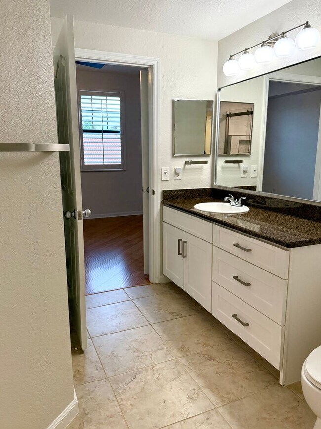 Building Photo - 12965 Positano Cir