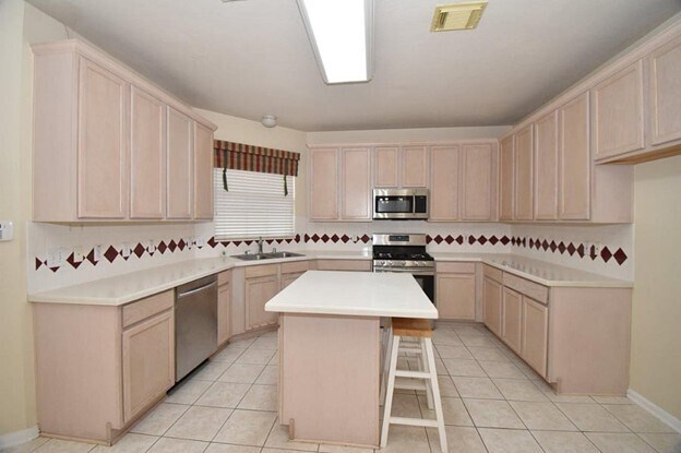 Building Photo - 3810 Buckley Ln