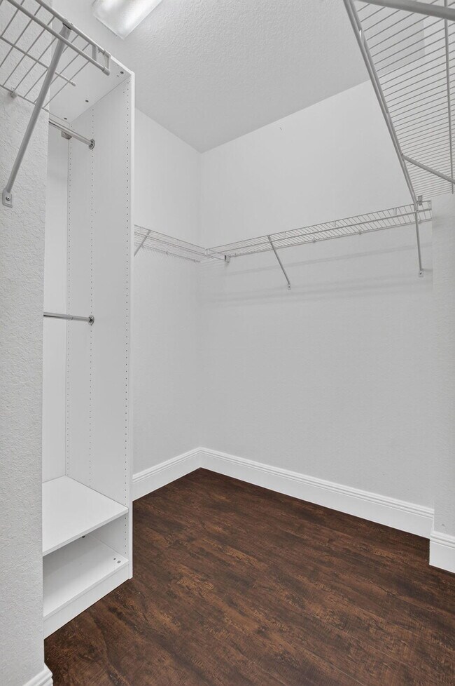 Building Photo - 4210 Key Lime Blvd