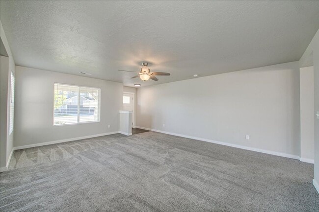 Building Photo - Two Story, Spacious Star Home!