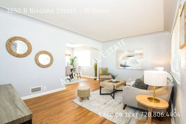 Building Photo - Desirable 4 bed /2 bath home in the middle...