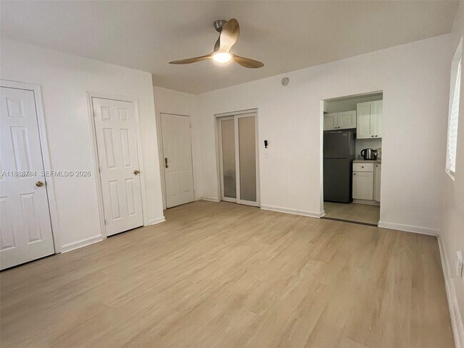 Building Photo - 1027 Euclid Ave