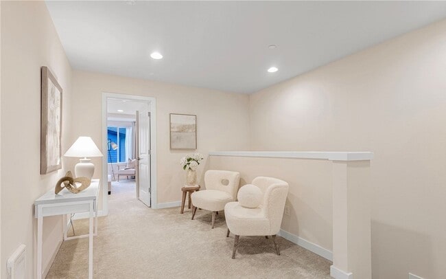 Building Photo - Modern Fully Air-Conditioned Luxury Home in Canyon Park