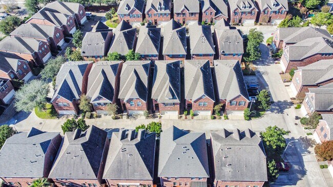 Building Photo - 1510 Olive Park